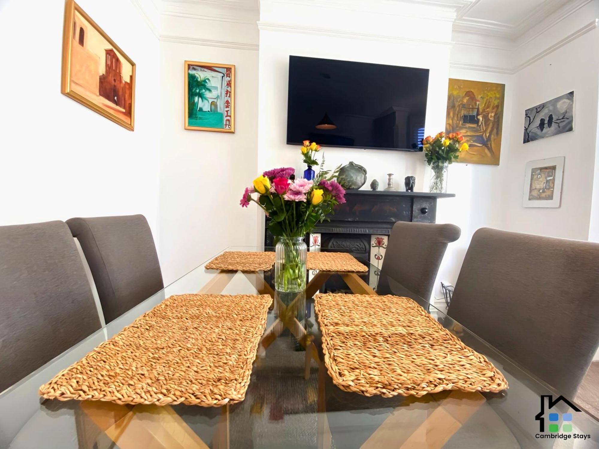 Cambridge Stays 3Br House, Easy Walk To City Center, 2 Showers, Garden, 2 Free Parking Spaces Bagian luar foto