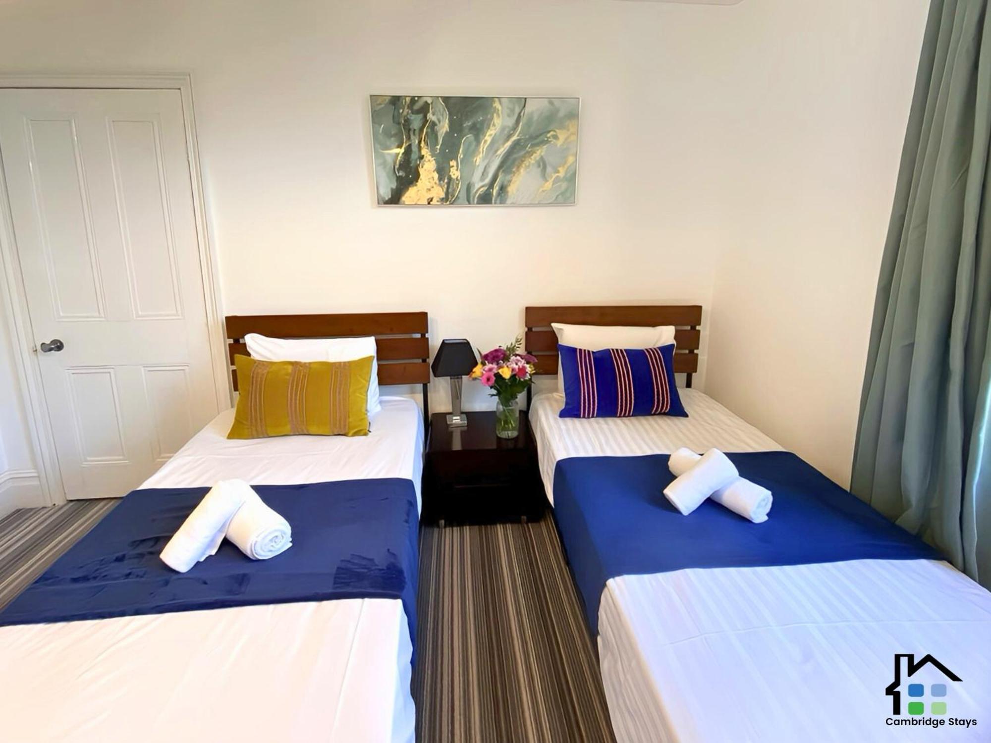 Cambridge Stays 3Br House, Easy Walk To City Center, 2 Showers, Garden, 2 Free Parking Spaces Bagian luar foto